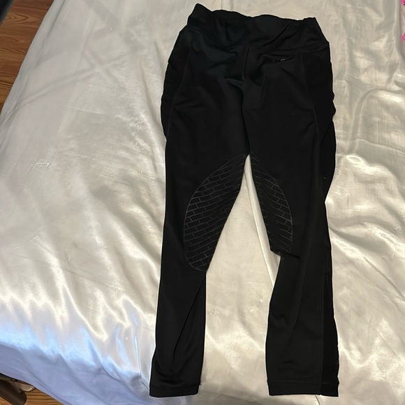 TuffRider Small Knee Patch Breeches - Picture 1 of 1